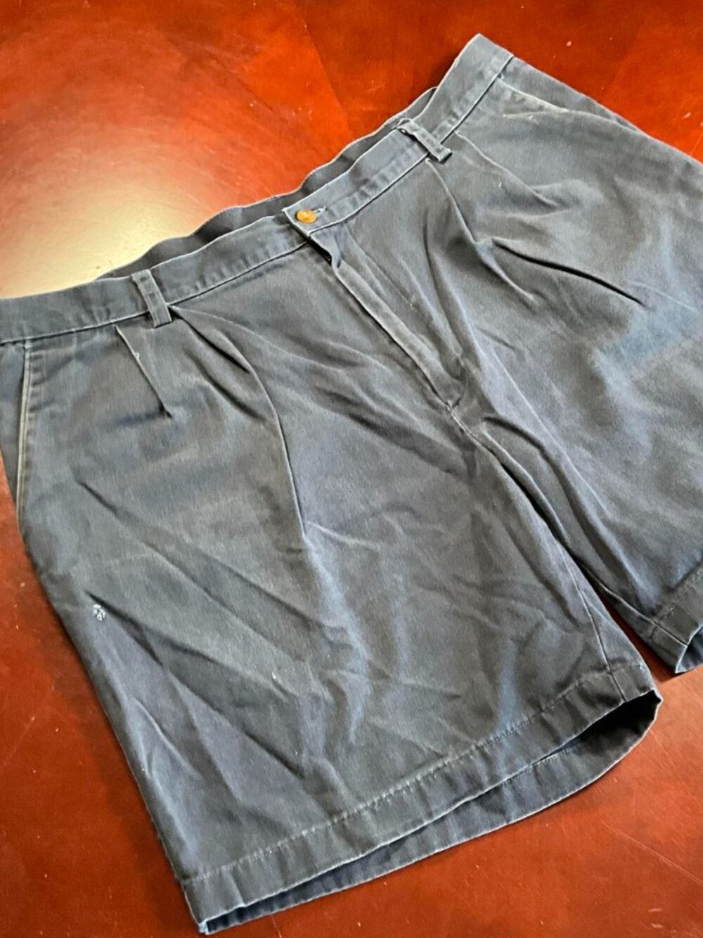 VTG Mens Farah Khaki Distressed Streetwear Cotton Shorts (Size 42)